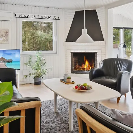 Kalevi - 900m From The Sea In Lolland- Falster And Mon By Interhome Дом отдыха *