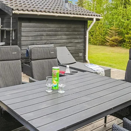 Kalevi - 900m From The Sea By Interhome * Bøtø By