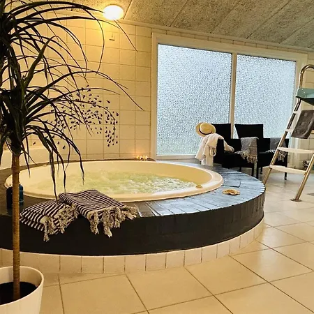 Tatil Evi Kalevi - 900m From The Sea By Interhome Bøtø By
